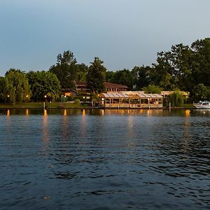 Hotel Herastrau